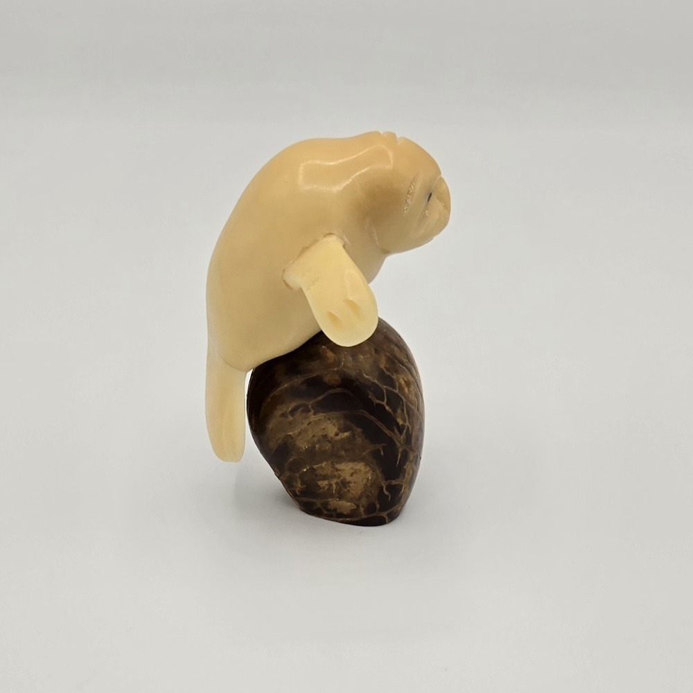 Manatee Tagua‎ Nut carving figurine decoration knick knack small